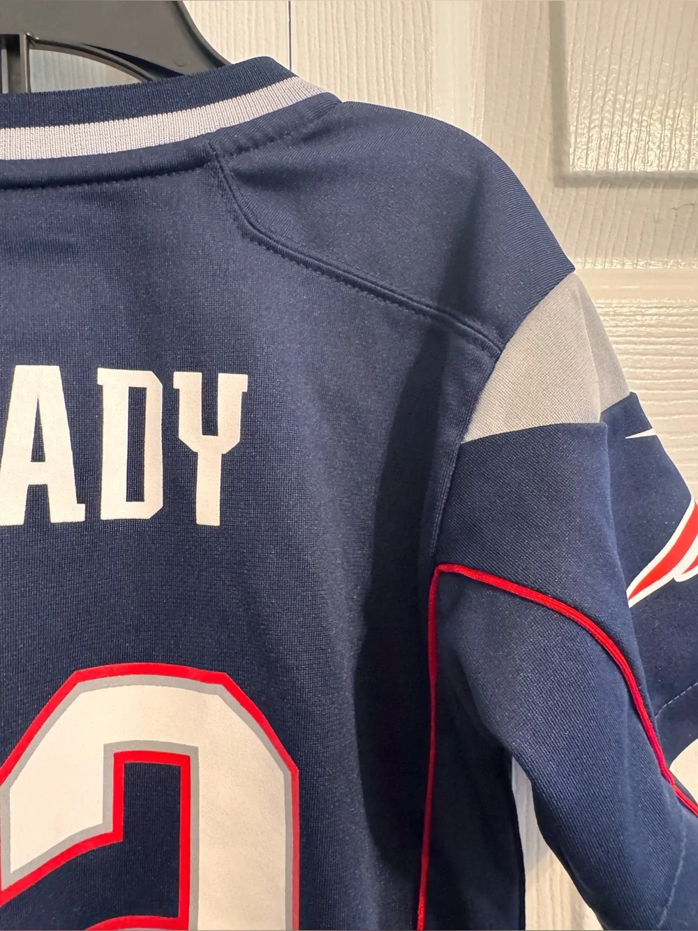 Youth (S) Nike Tom Brady New England Patriots Vapor Untouchable Limited Jersey.